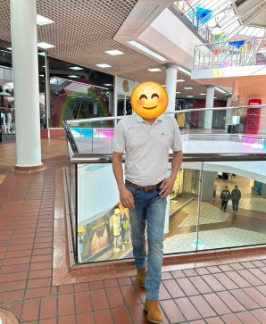 Jim Sinclair, 36, United Kingdom