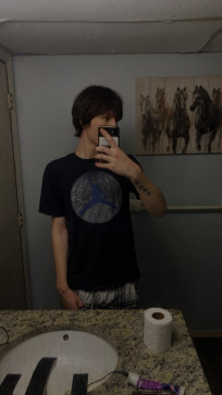 Camchill, 20, United States