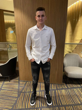 Darko Darko, 18, North Macedonia