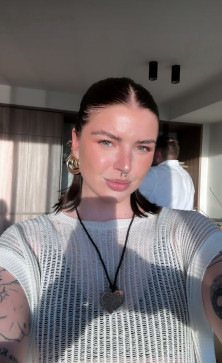 Beth, 23, United States