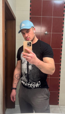 Venus Atticus, 42, Canada