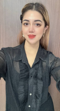 Olivia, 30, United Kingdom