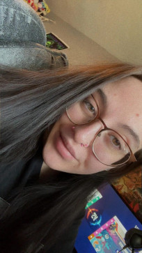 Jade, 20, United States