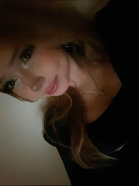 Elii, 18, Netherlands