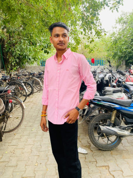 Lakshay, 19, India