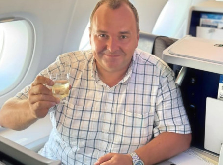 Felix, 48, United States