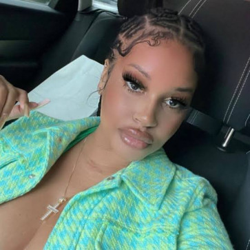 Jessica, 25, United States