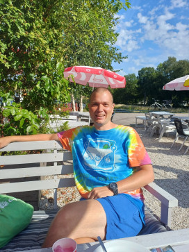 Kim-Sigebrant, 37, Sweden