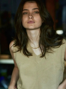 Blanca Soler, 21, India