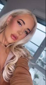 Savannah Bond, 35, United Kingdom