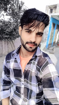 Anvar Aliga, 24, India