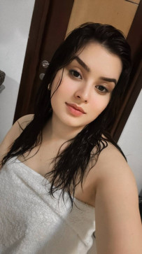 Gina, 30, United Kingdom