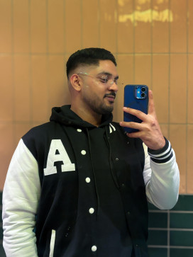 Dr A, 27, United Kingdom