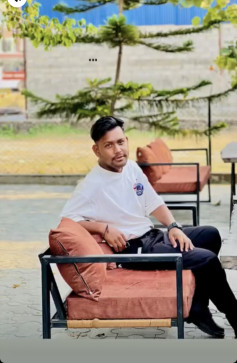 Nirvan Razz, 25, Nepal