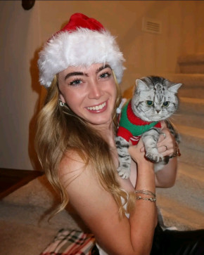 Bev, 25, United States