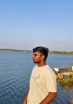 Azad, 18, India