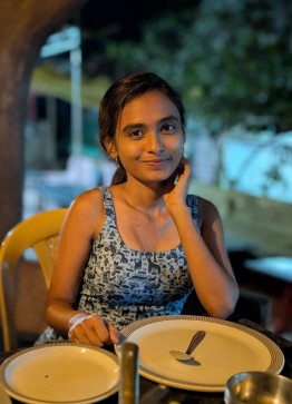 Minaxgirl, 19, India