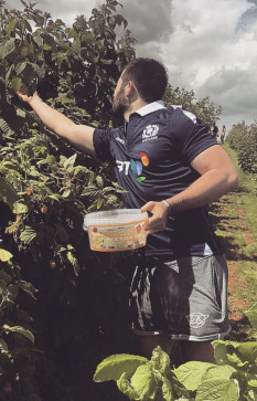 Ross Wheeler, 33, United Kingdom