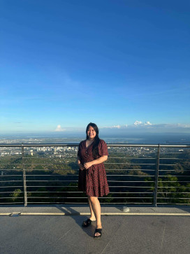 Adaya Lws, 23, Philippines