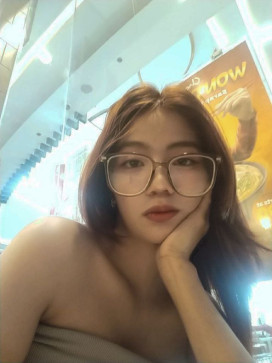Angela, 25, Philippines