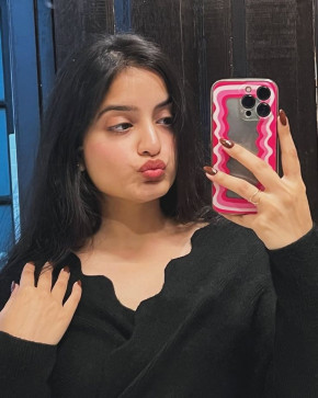 Palak, 19, United Kingdom