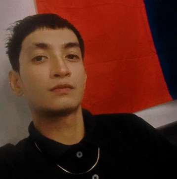 Ujin Samson, 29, Philippines