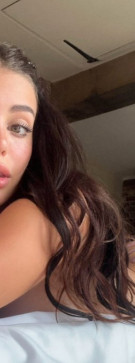 Julie, 25, United States