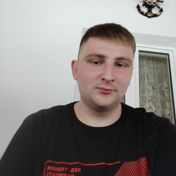 Cosmin99997, 28, Romania