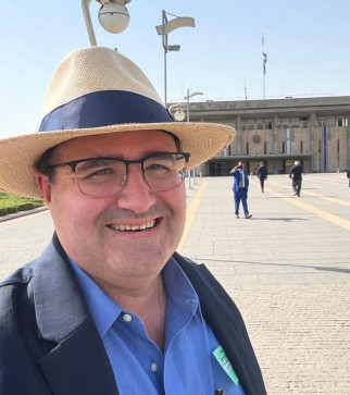 Ryan, 58, United States