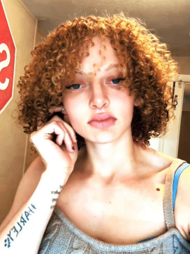 Wintericelan420, 25, United States