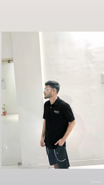 SANJAY Mehraji, 18, India