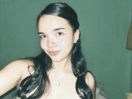 Bhea, 18, Philippines