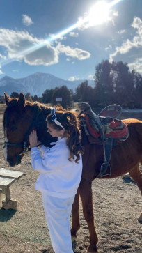 Bulddog Asoo, 22, Lithuania