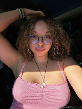 Jessie Hurt, 29, Germany