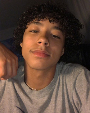 Alex Sanchos, 18, Egypt