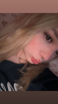 Lia, 18, United States