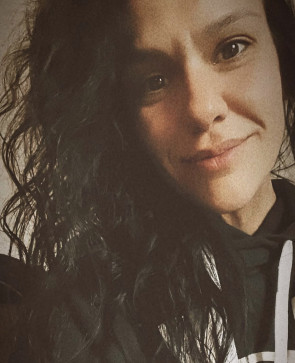 Melissa Andy, 37, United States