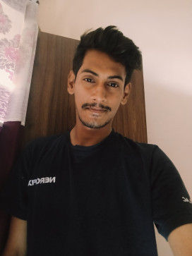 Harsh Bajpai, 24, India