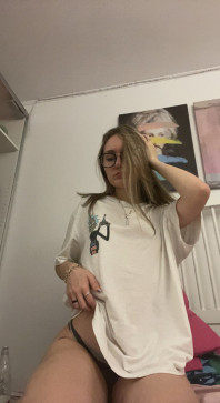 Amelia Garcia, 25, United States