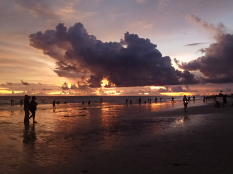 SEAN_BLUE, 27, Philippines