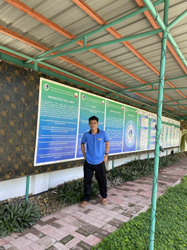 Fauzi Ismail, 18, Philippines