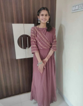 Pooja Prajapati, 19, India