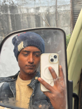 Aslam Alom123, 19, India