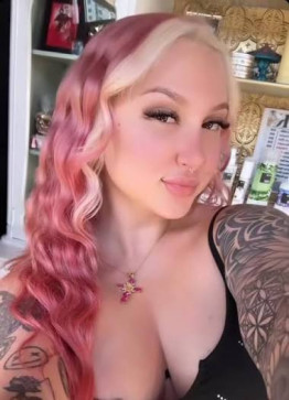 Tracy Henderson, 40, United Kingdom