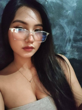 Aira, 20, Philippines