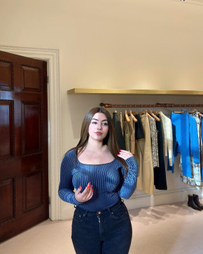 Avani, 32, United Kingdom