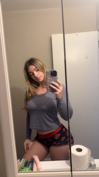 Janet Carly, 30, United States