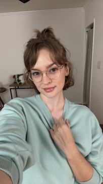 Ri, 31, United States