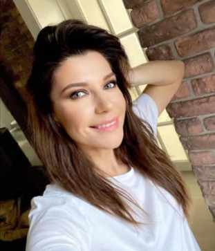 Mary, 39, United States