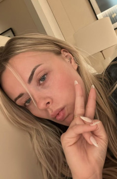 Ariana Julianna, 24, United States